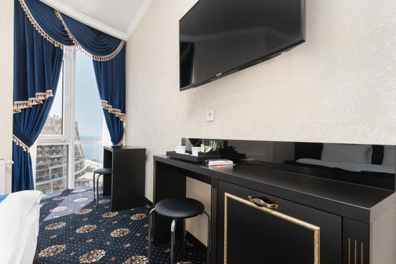 Apart Hotel D'Monica Odessa Eksteriør bilde