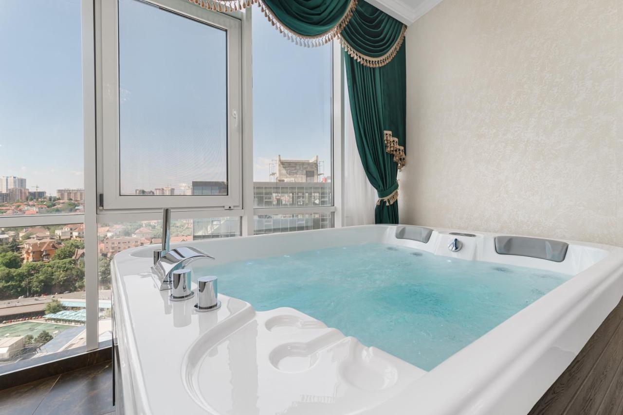 Apart Hotel D'Monica Odessa Eksteriør bilde
